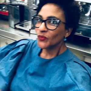 Meet your Posher, Joana